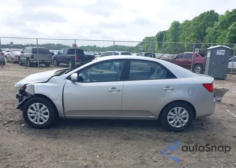 2010 Kia Forte Ex из США, поврежденный, VIN KNAFU4A27A5834628